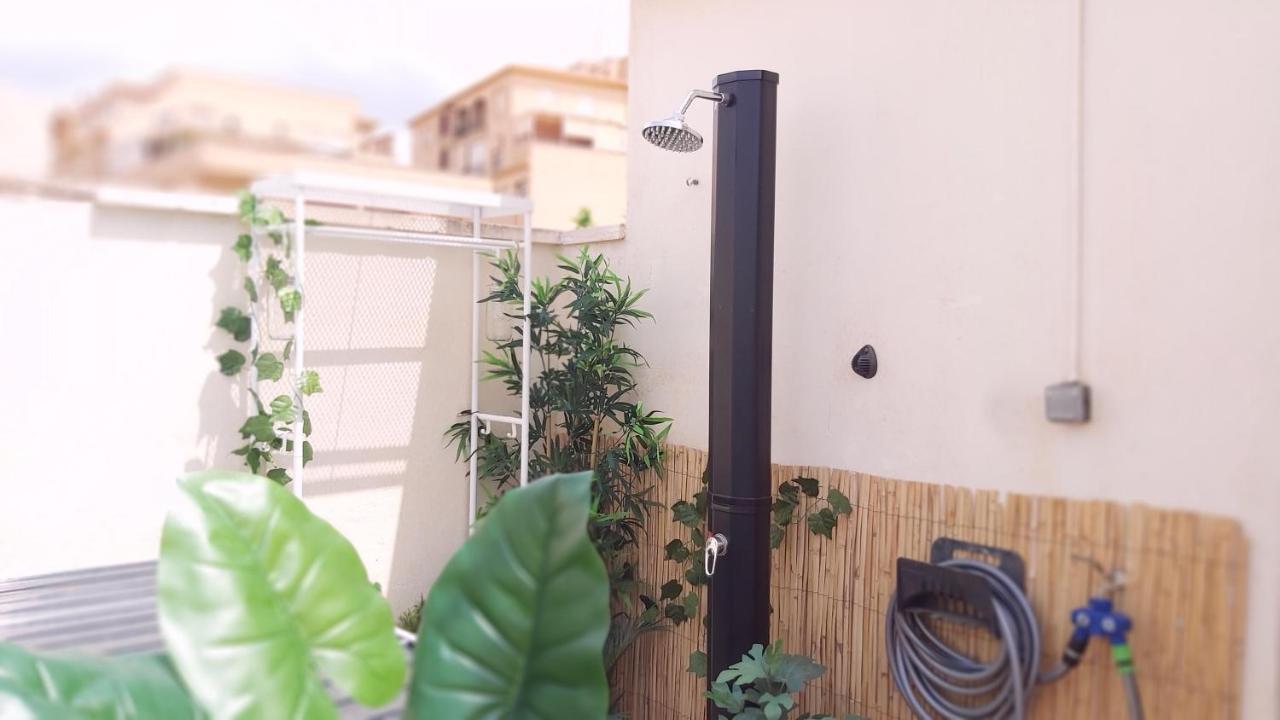 דירות מאלגה Del Parque Flats Atico Capuchinos מראה חיצוני תמונה