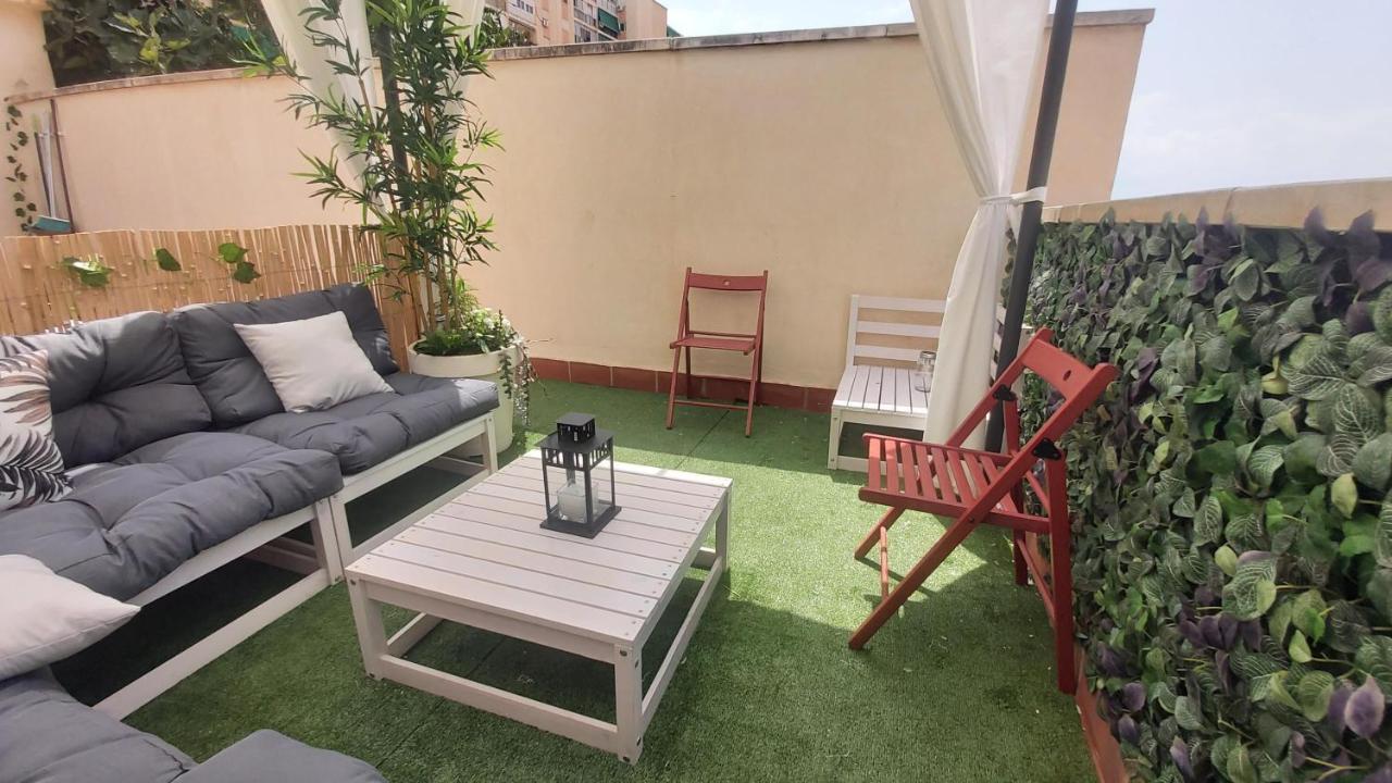 דירות מאלגה Del Parque Flats Atico Capuchinos מראה חיצוני תמונה