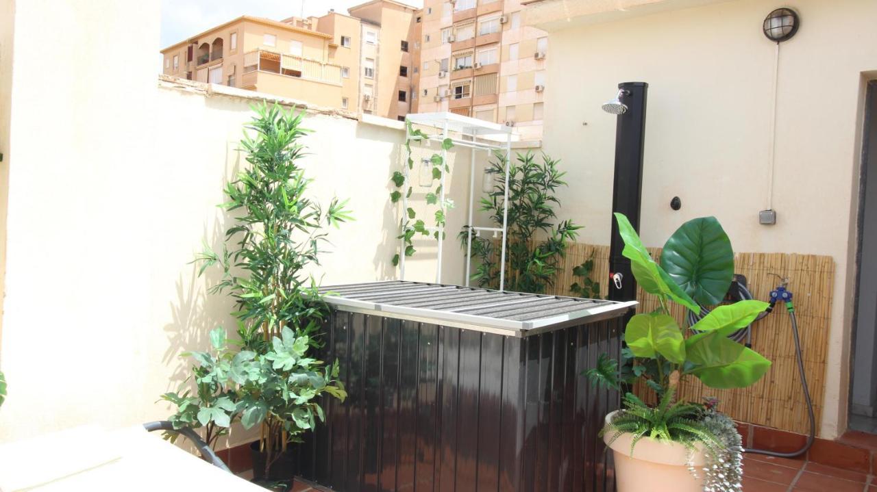 דירות מאלגה Del Parque Flats Atico Capuchinos מראה חיצוני תמונה